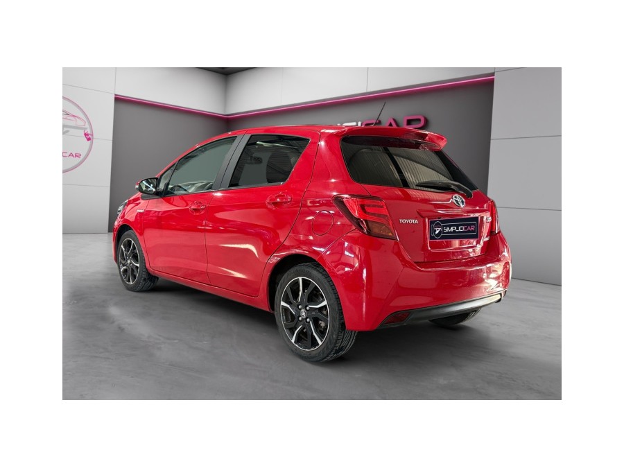 TOYOTA d'occasion YARIS 100H DYNAMIC BUSINESS de 2016 Magny-en-Vexin