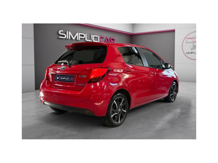 TOYOTA d'occasion YARIS 100H DYNAMIC BUSINESS de 2016 Magny-en-Vexin