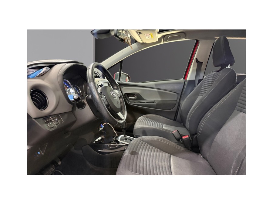 TOYOTA d'occasion YARIS 100H DYNAMIC BUSINESS de 2016 Magny-en-Vexin