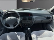RENAULT d'occasion MEGANE AUTHENTIQUE 1.4 16V de 2001 Orleans (45)﻿