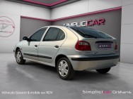 RENAULT d'occasion MEGANE AUTHENTIQUE 1.4 16V de 2001 Orleans (45)﻿