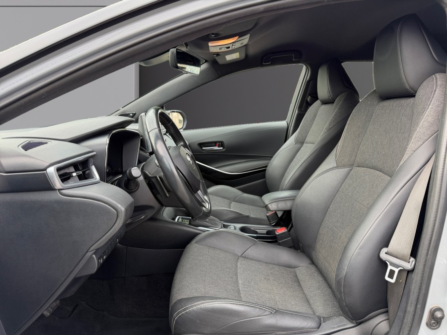 TOYOTA d'occasion COROLLA TS 184H JBL EDITION de 2021 Toulon Est (83)﻿