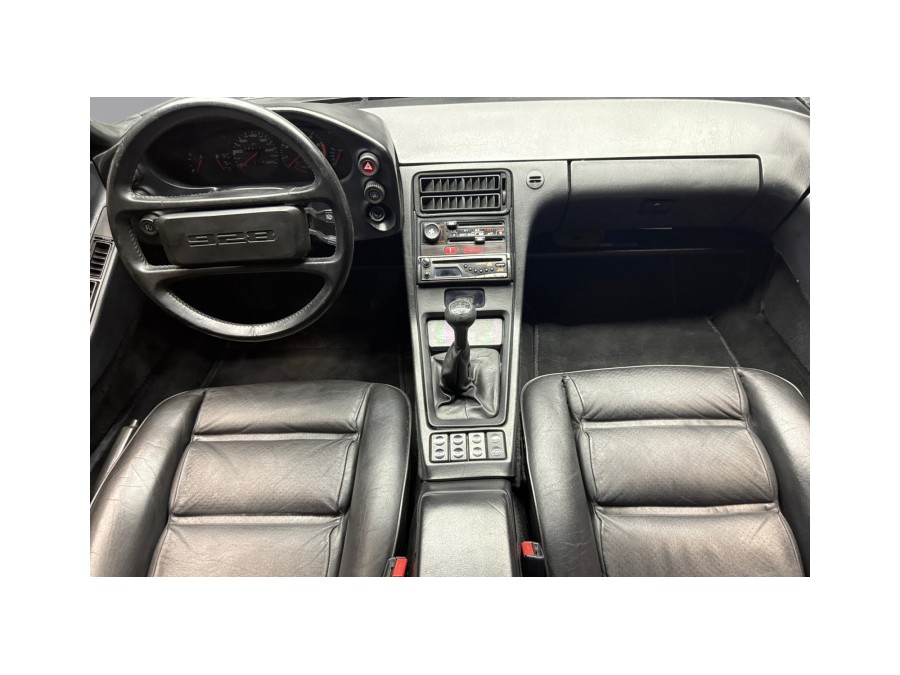 PORSCHE d'occasion 928 S4 CLUB SPORT de 1982 Pau (64)﻿