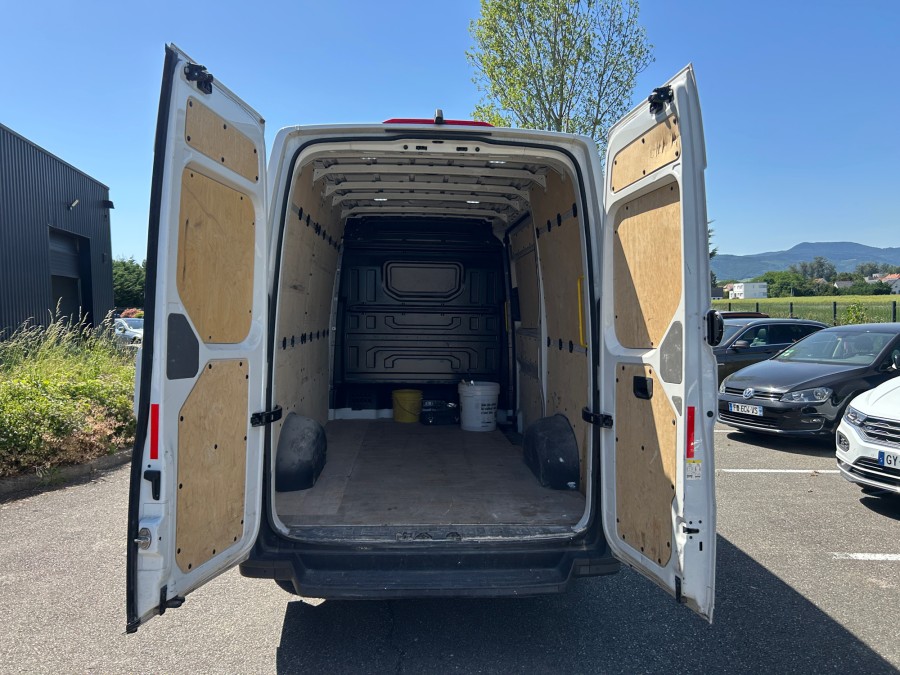 VOLKSWAGEN d'occasion CRAFTER 35 L4H3 2.0 TDI 140 BUSINESS BA de 2021