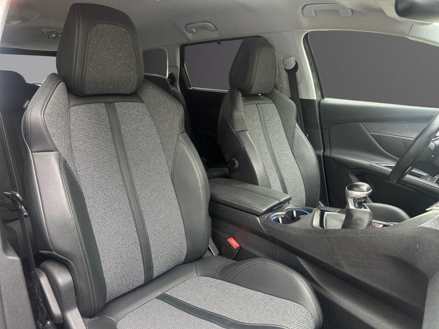 PEUGEOT d'occasion 5008 1.2 130 Allure de 2019 Nîmes (30)﻿