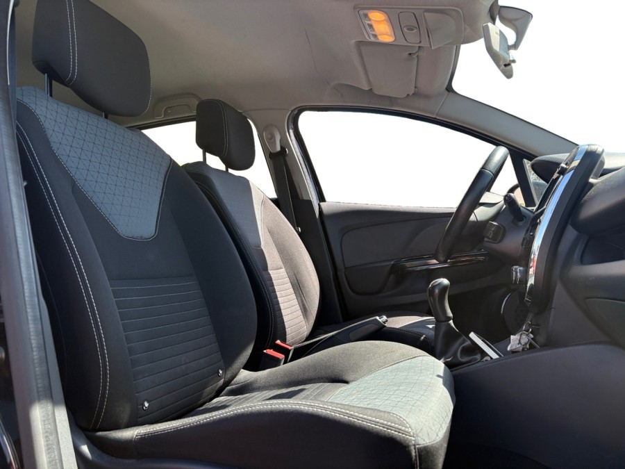 RENAULT d'occasion CLIO 1.5 DCI 90 DYNAMIQUE de 2014 Orgeval Verneuil