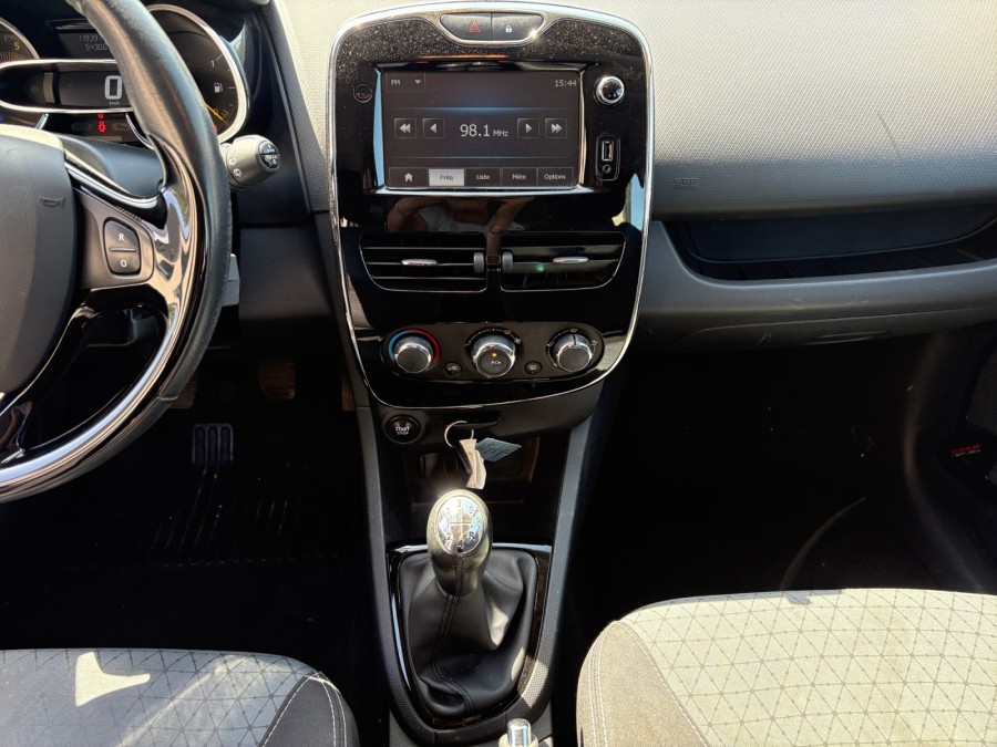 RENAULT d'occasion CLIO 1.5 DCI 90 DYNAMIQUE de 2014 Orgeval Verneuil