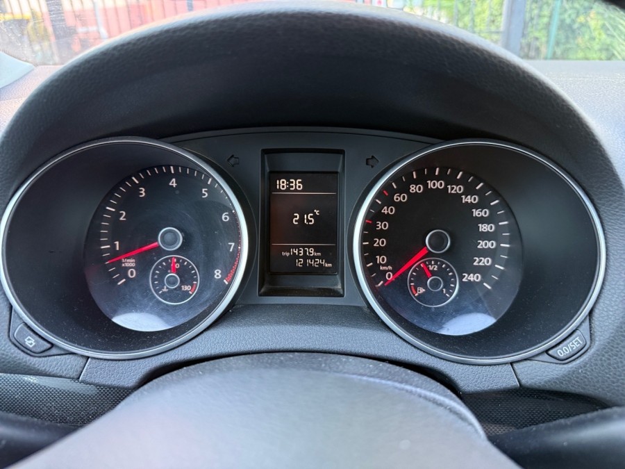 VOLKSWAGEN d'occasion GOLF SW 1.0 TSI 115 TRENDLINE de 2010 Cannes