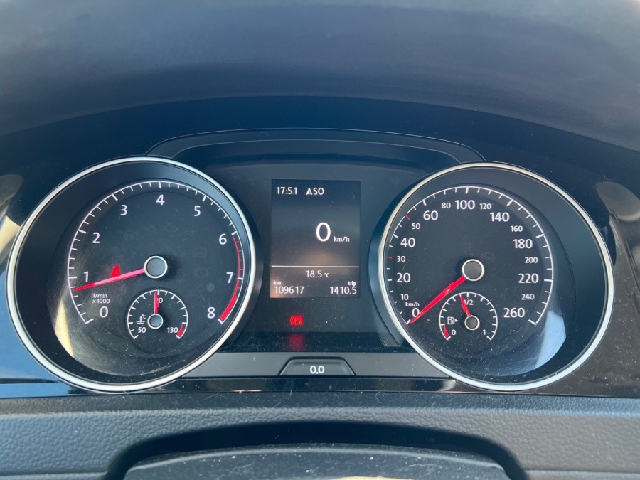 VOLKSWAGEN d'occasion GOLF 1.4 TSI 125 MATCH ALLSTAR de 2017 Toulon
