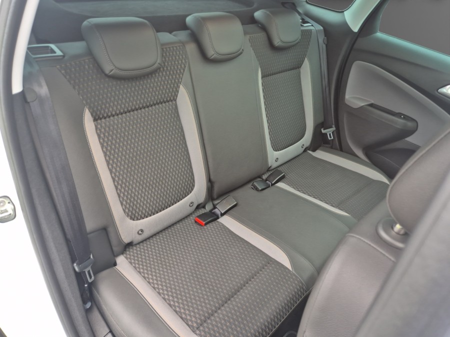 OPEL d'occasion CROSSLAND X 1.2 TURBO 110 EDITION BA de 2018 Royan