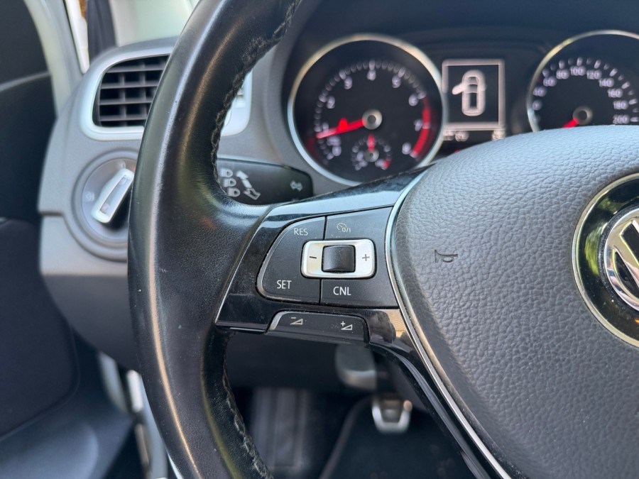 VOLKSWAGEN d'occasion POLO 1.2 TSI 90 ALLSTAR de 2016 Nîmes (30)﻿