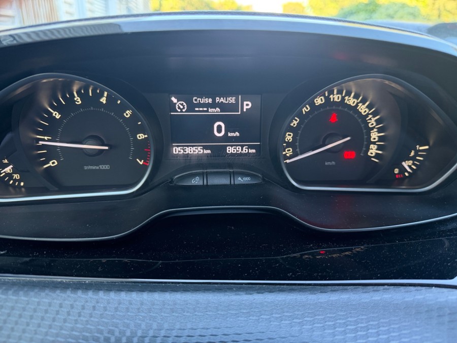 PEUGEOT d'occasion 208 1.2 PURE TECH 110 GT LINE EAT de 2019 Nîmes