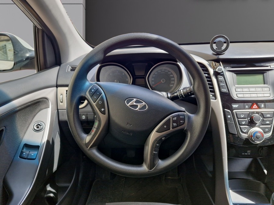 HYUNDAI d'occasion I30 1.6 CRDI 110 BLUE DRIVE GO de 2015 Le Raincy