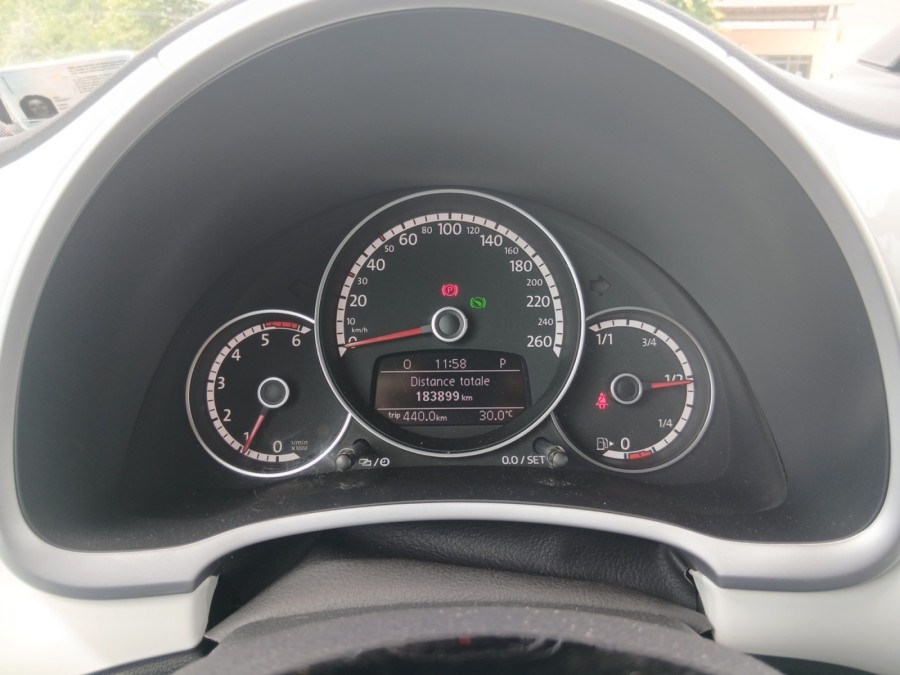 VOLKSWAGEN d'occasion COCCINELLE CABRIOLET 2.0 TDI 140 GT COX de 2014