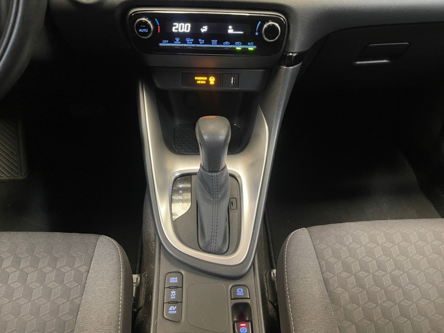TOYOTA d'occasion YARIS 116H DYNAMIC de 2023 St Jean du Cardonnay