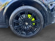 PORSCHE d'occasion CAYENNE 3.0 V6 S E-HYBRID TIPTRONIC S de 2015 Osny