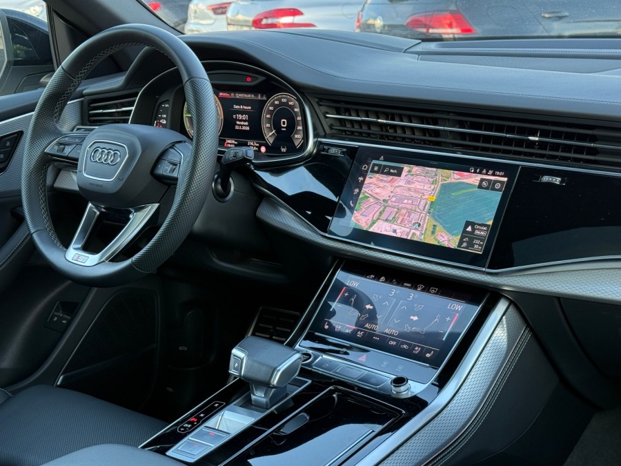 AUDI d'occasion Q8 Q8 60 TFSI-E 490 QUATTRO Competition de 2024 Dijon