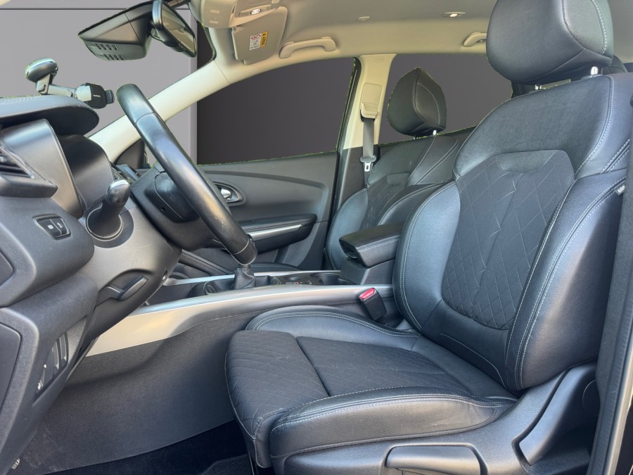 RENAULT d'occasion KADJAR 1.7 BLUE DCI 150 BLACK EDITION de 2019 Méry