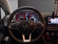 RENAULT d'occasion CLIO 1.5 BLUE DCI 100 EVOLUTION de 2022 Cannes