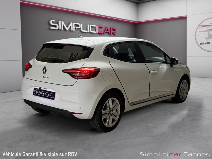 RENAULT d'occasion CLIO 1.5 BLUE DCI 100 EVOLUTION de 2022 Cannes