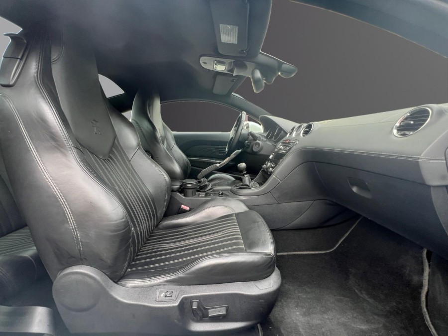 PEUGEOT d'occasion RCZ 2.0 HDI 160 RED CARBONE de 2013 Toulon Ouest
