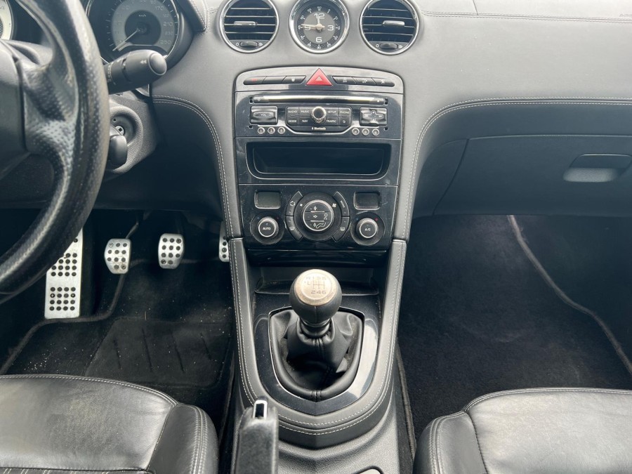 PEUGEOT d'occasion RCZ 2.0 HDI 160 RED CARBONE de 2013 Toulon Ouest