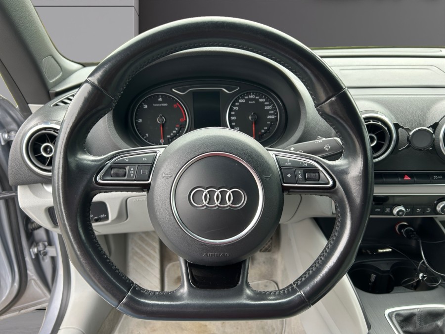 AUDI d'occasion A3 40 TFSI 190 SPORT S TRONIC de 2014 Soissons (02)﻿