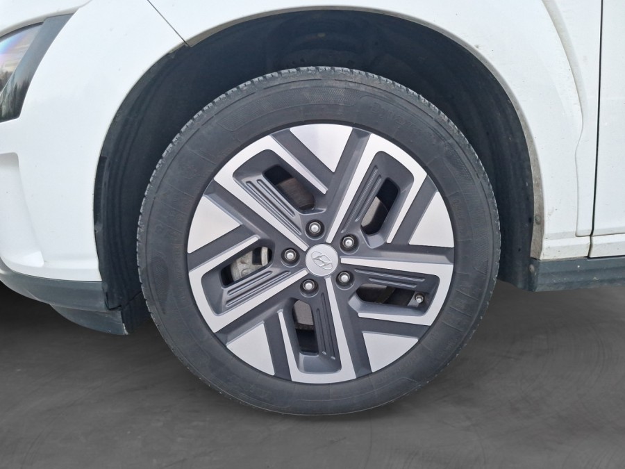 HYUNDAI d'occasion KONA ELECTRIC 136 BUSINESS de 2023 Soissons (02)﻿