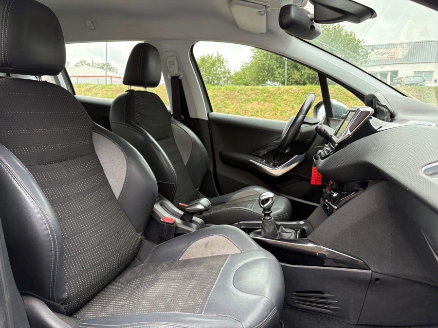 PEUGEOT d'occasion 2008 1.6 BLUE HDI 120 ALLURE de 2016 Brest (29)﻿