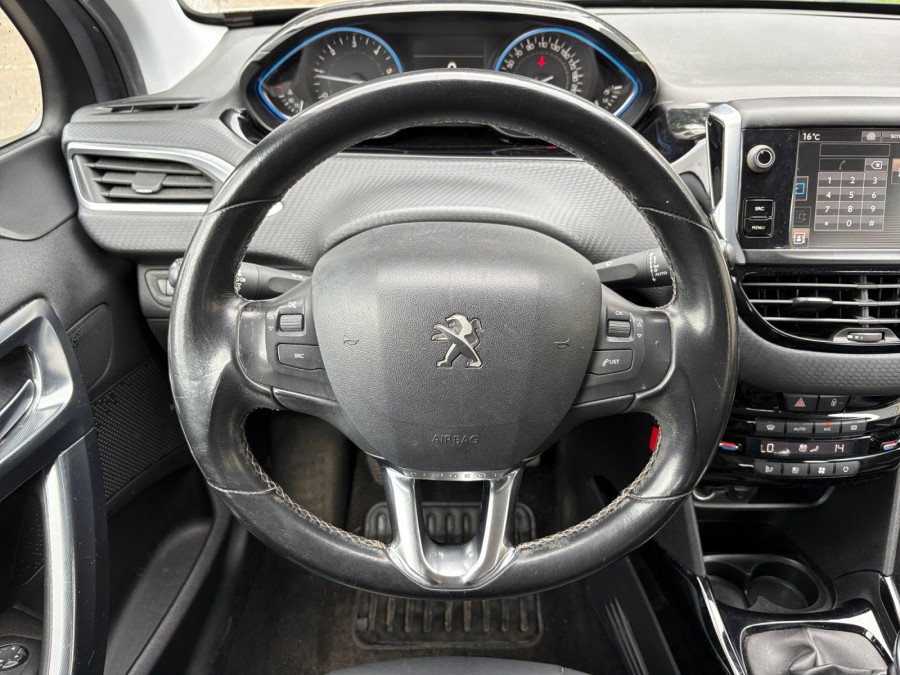 PEUGEOT d'occasion 2008 1.6 BLUE HDI 120 ALLURE de 2016 Brest (29)﻿