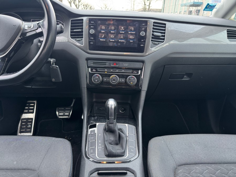 VOLKSWAGEN d'occasion GOLF 1.5 TSI 130 CONNECT DSG de 2018 Osny (95)﻿