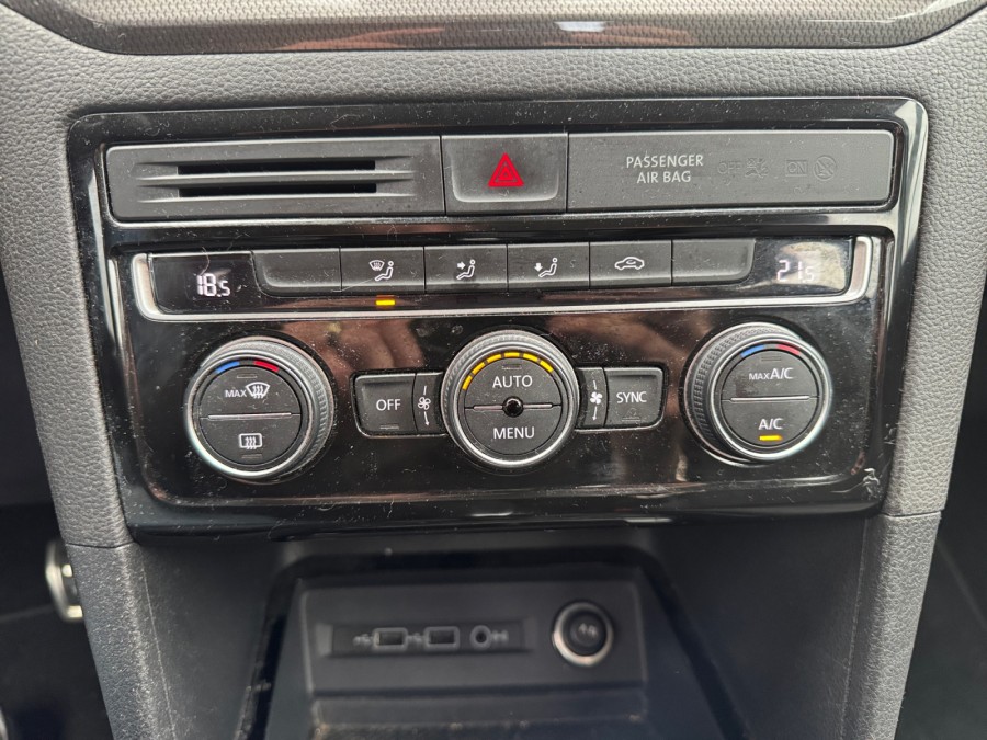 VOLKSWAGEN d'occasion GOLF 1.5 TSI 130 CONNECT DSG de 2018 Osny (95)﻿