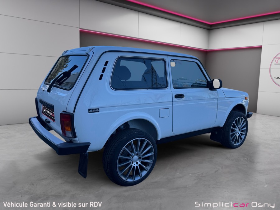 LADA d'occasion NIVA 4X4 1.7 GPL 3PTES de 2006 Osny (95)﻿