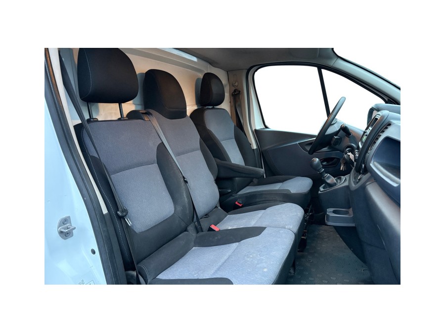 OPEL d'occasion VIVARO F2700 L1H1 1.6 CDTI 95 ECOFLEX PACK CLIM + de