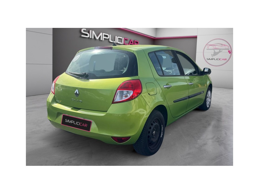 RENAULT d'occasion CLIO PEPITE 1.5DCI 70 de 2009 Orgeval Verneuil