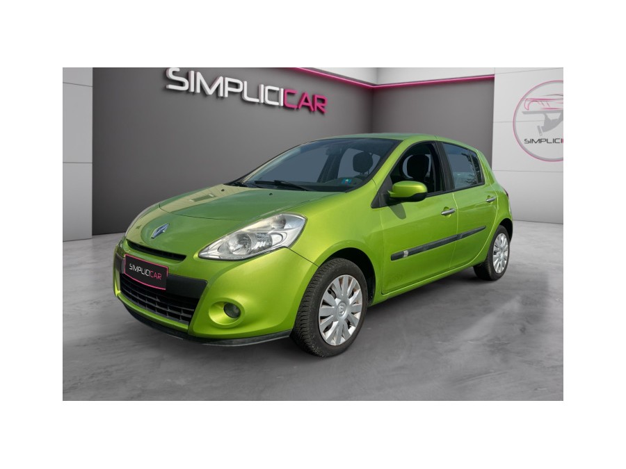RENAULT d'occasion CLIO PEPITE 1.5DCI 70 de 2009 Orgeval Verneuil