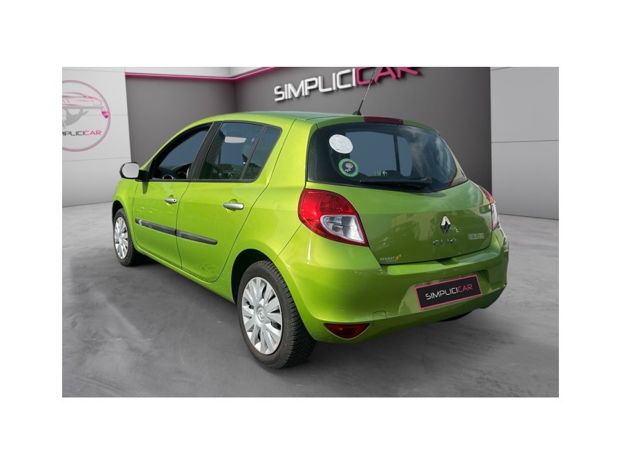 RENAULT d'occasion CLIO PEPITE 1.5DCI 70 de 2009 Orgeval Verneuil