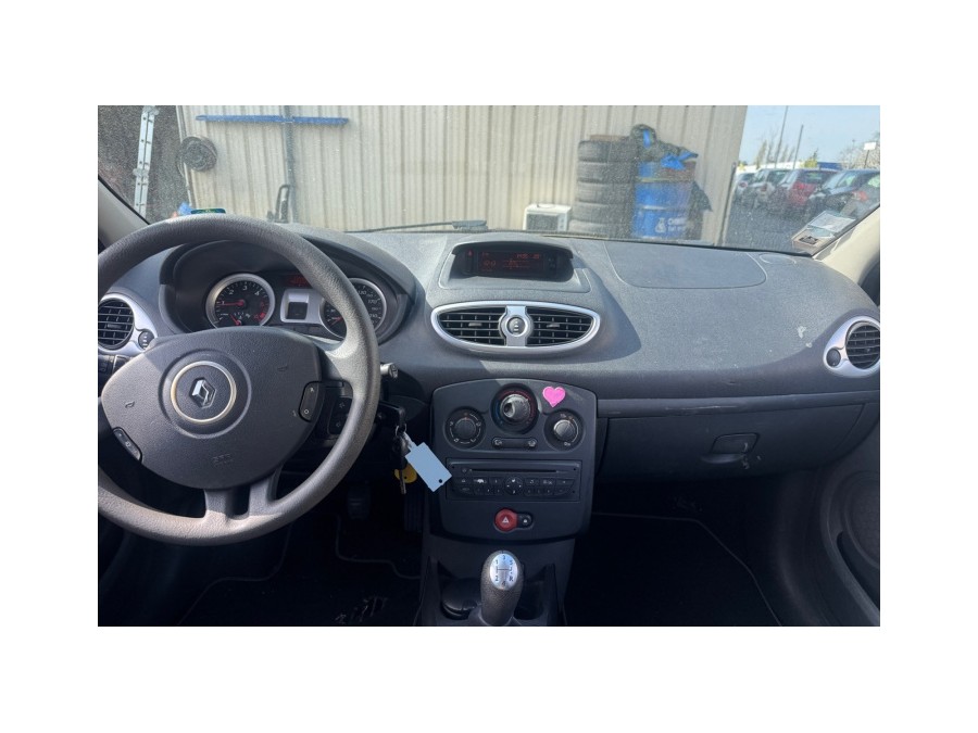 RENAULT d'occasion CLIO PEPITE 1.5DCI 70 de 2009 Orgeval Verneuil