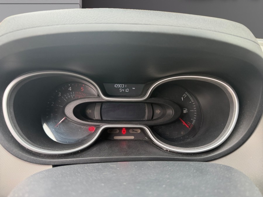 RENAULT d'occasion TRAFIC L1H1 1.6 DCI 140 CONFORT de 2019 Cannes