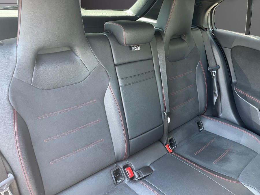 MERCEDES d'occasion CLASSE A IV A200 AMG LINE 7G-DCT de 2022 Genevois