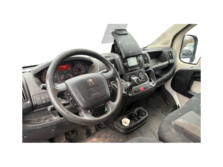 PEUGEOT d'occasion BOXER* 333 L1H2 2.0 BLUE HDI 130 PACK CLIM NAV de