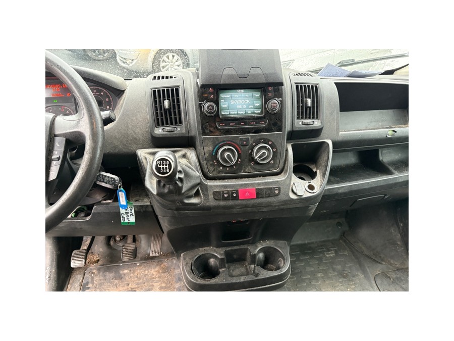 PEUGEOT d'occasion BOXER* 333 L1H2 2.0 BLUE HDI 130 PACK CLIM NAV de