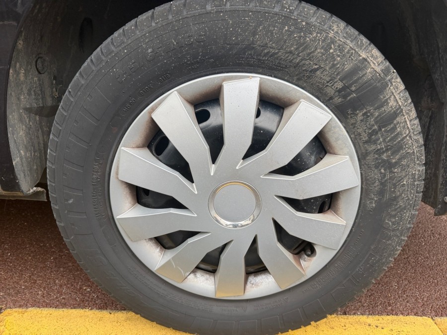 RENAULT d'occasion TRAFIC L1H1 1.6 DCI 140 CONFORT de 2019 Cannes