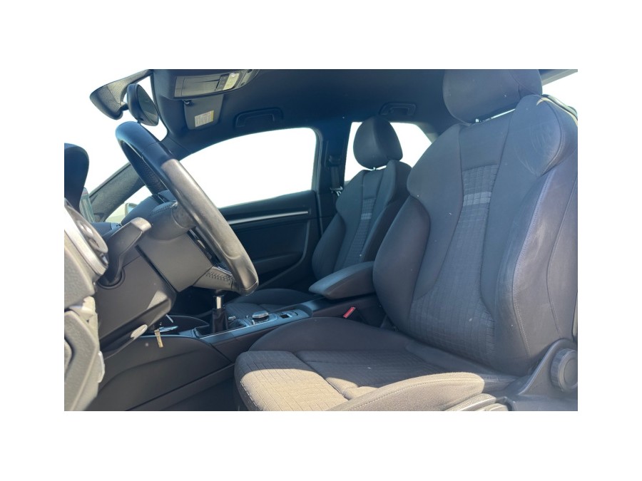 AUDI d'occasion A3 1.4 TFSI 122 AMBIENTE de 2012 Orgeval Verneuil