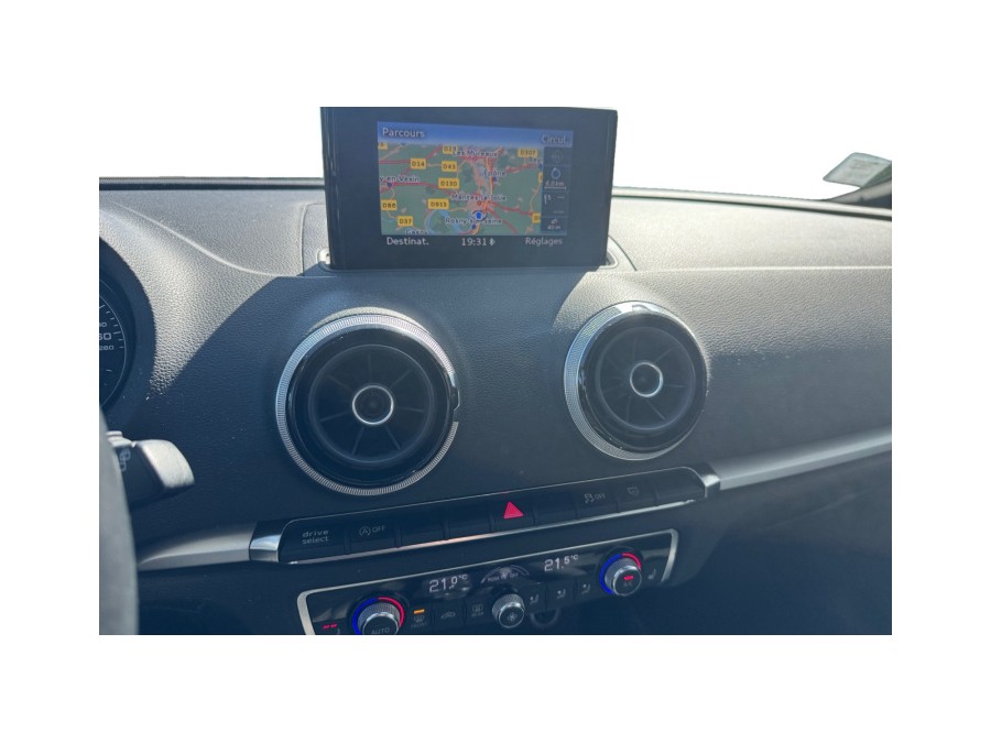 AUDI d'occasion A3 1.4 TFSI 122 AMBIENTE de 2012 Orgeval Verneuil