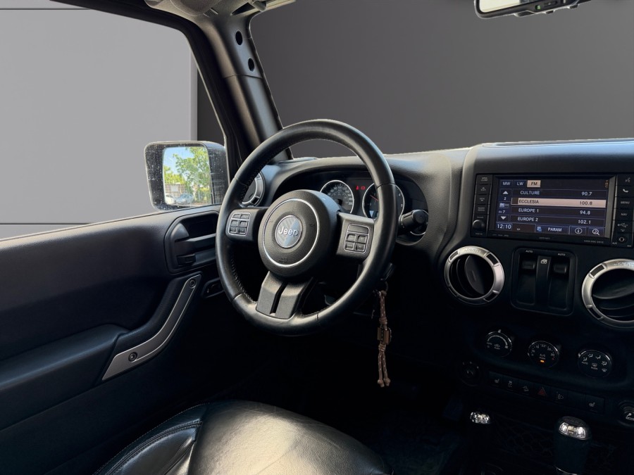 JEEP d'occasion WRANGLER 2.8 CRD 200 WRANGLER Sahara de 2015 Nîmes