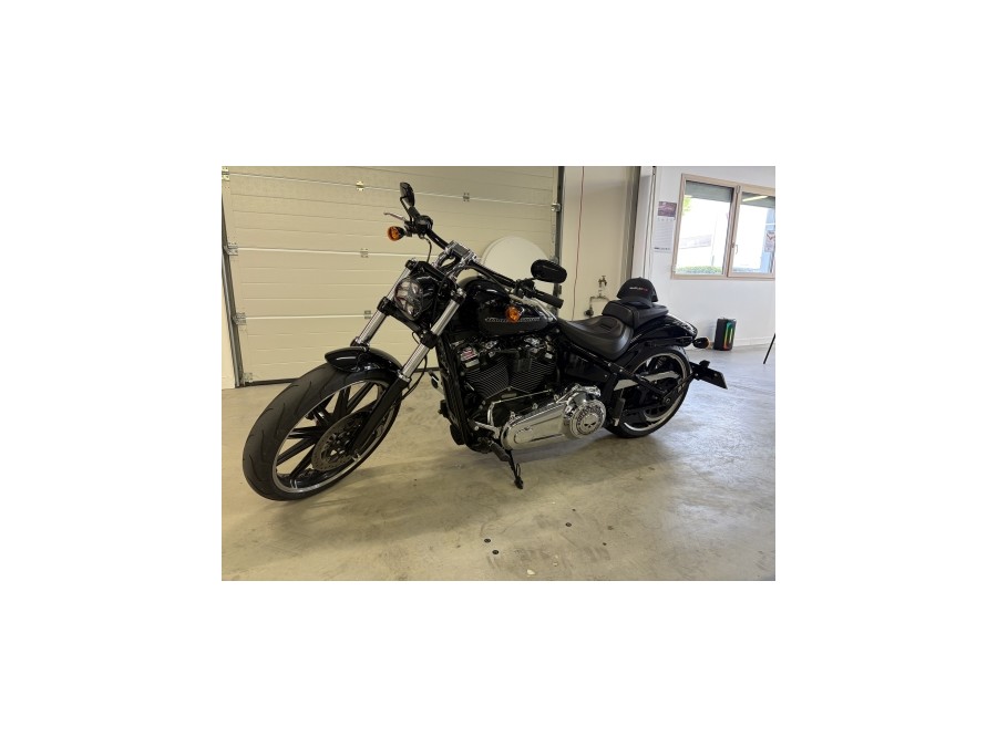 HARLEY DAVIDSON d'occasion FXBRS NREAKOUT 1868 de 2017 Royan (17)﻿