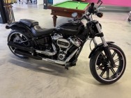 HARLEY DAVIDSON d'occasion FXBRS NREAKOUT 1868 de 2017 Royan (17)﻿