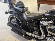 HARLEY DAVIDSON d'occasion FXBRS NREAKOUT 1868 de 2017 Royan (17)﻿