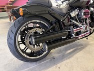 HARLEY DAVIDSON d'occasion FXBRS NREAKOUT 1868 de 2017 Royan (17)﻿